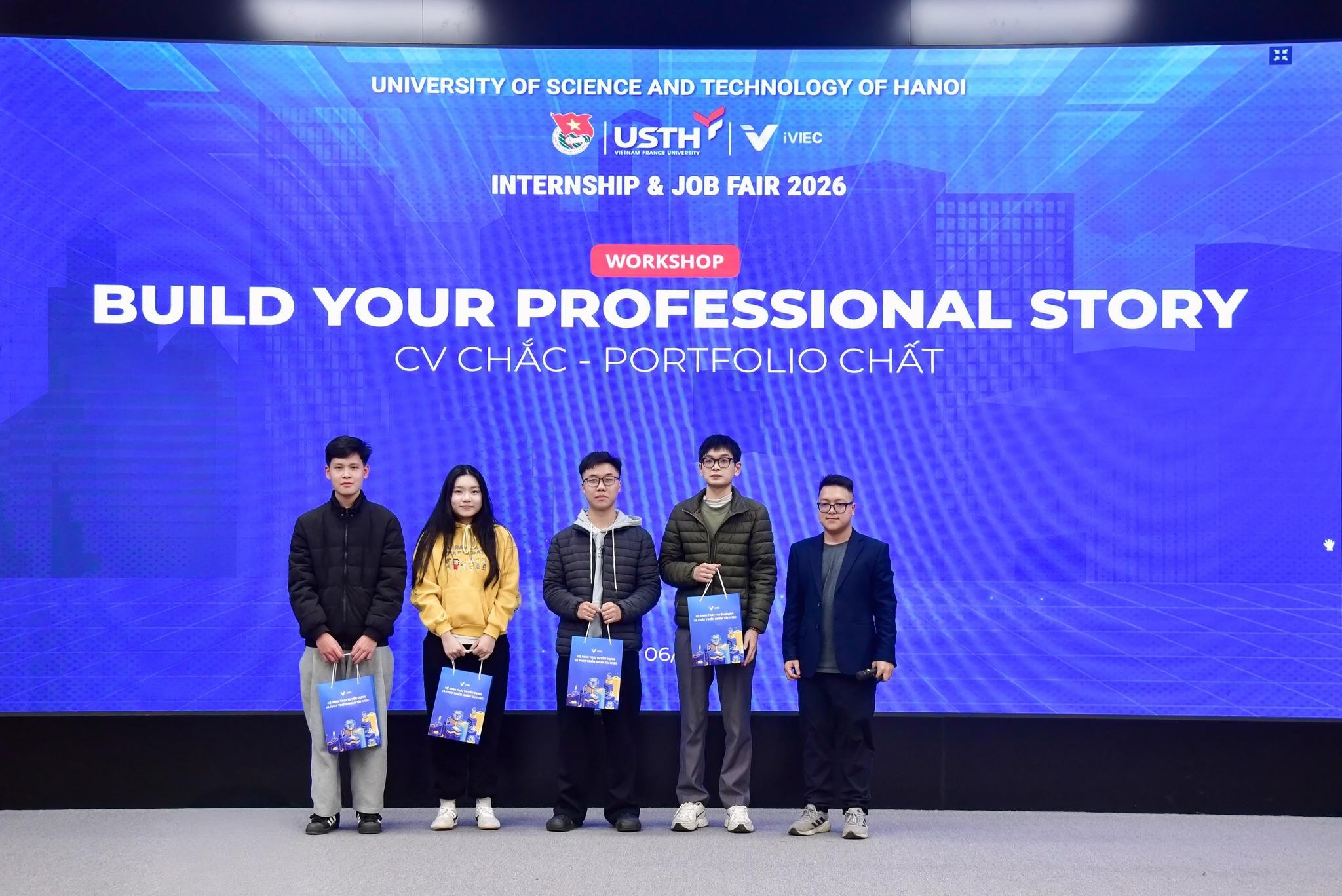 Sinh Viên Dùng AI Để Tìm Internship/Job Như Thế Nào 2026